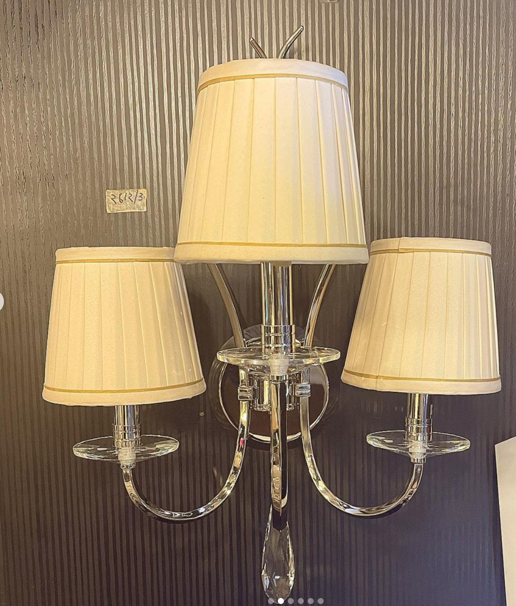 Triple Beam Dream shade wall light