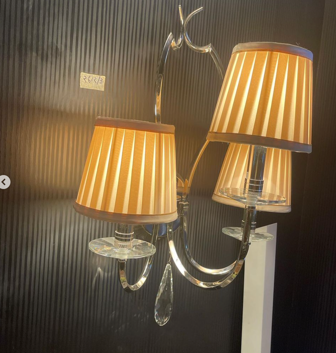 Triple Beam Dream shade wall light