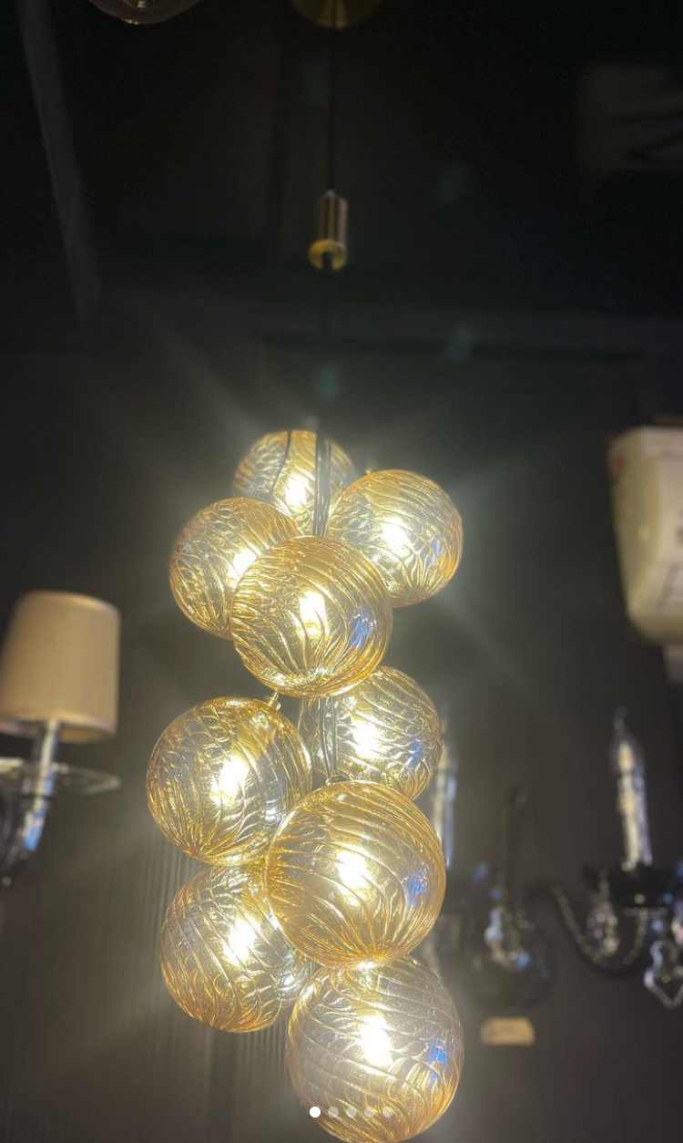 Soleil Étoilé amber ball hanging light cluster