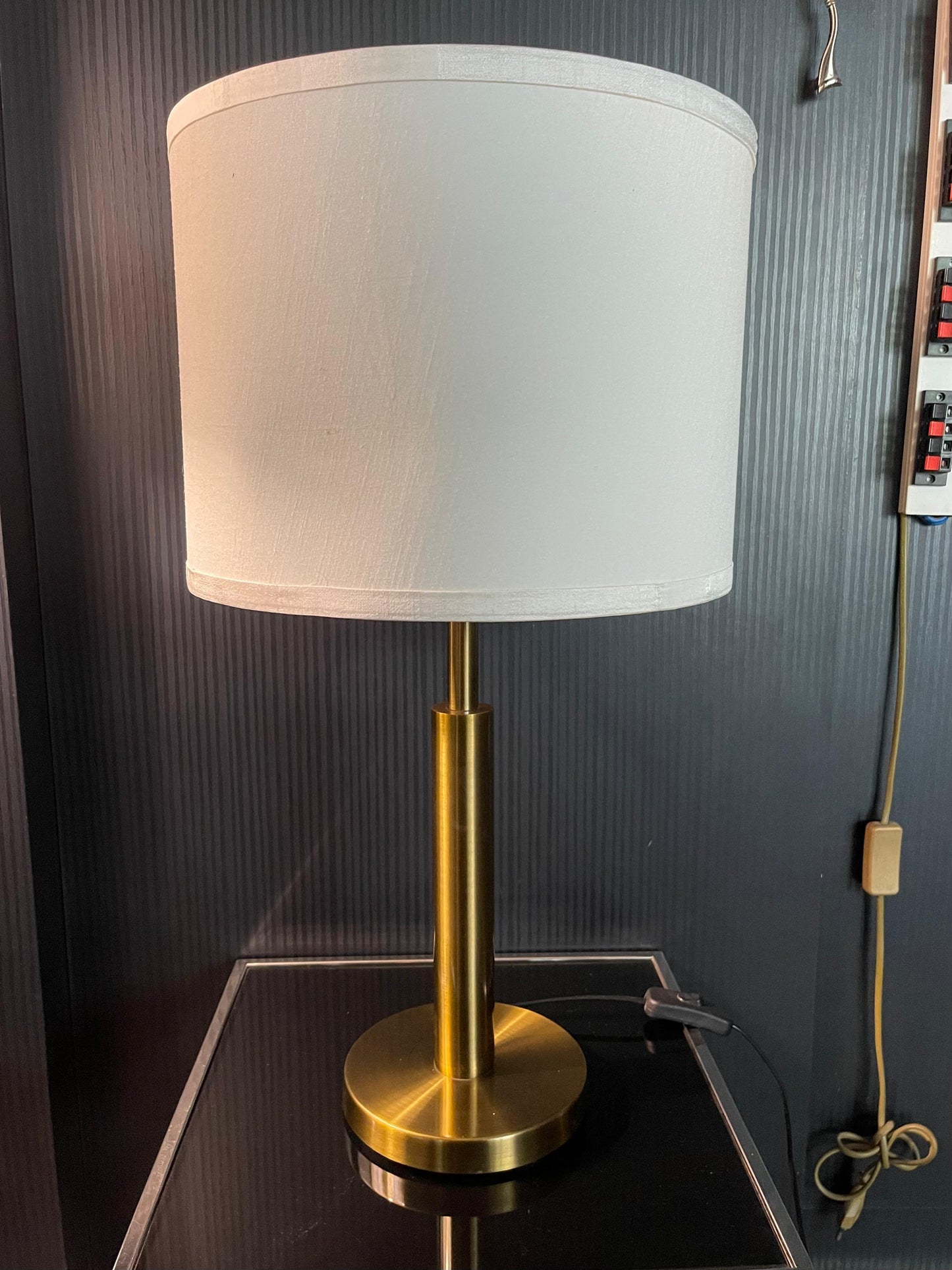 Glow to Show Classic  brushed metal finish golden Table Lamp