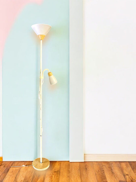 Stand Grand two way white pedestal standing floor lamp