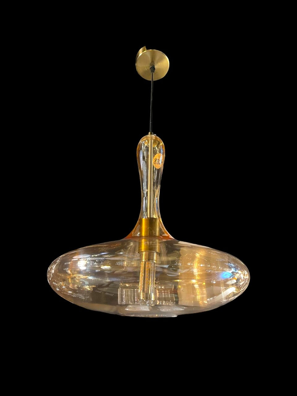 Subtle Beauty glass pendant light